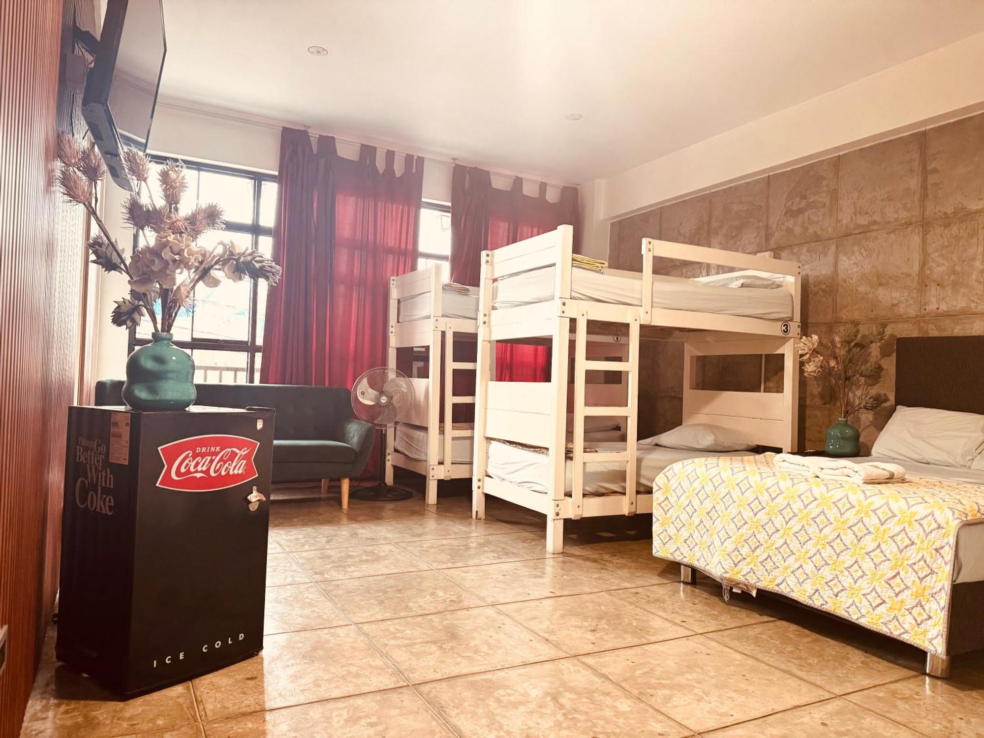 Ica Adventures II Hostel Εξωτερικό φωτογραφία