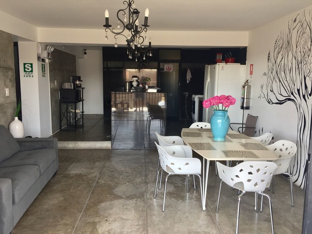 Ica Adventures II Hostel Εξωτερικό φωτογραφία